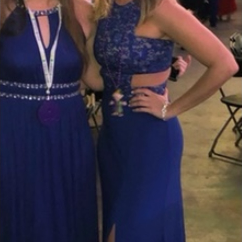 Blue dress